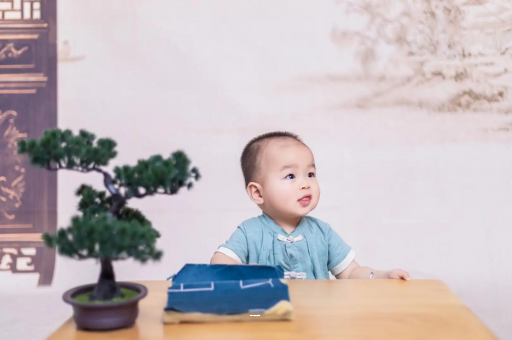 府谷宝宝几个月可以笑出声 府谷宝宝几个月可以笑出声